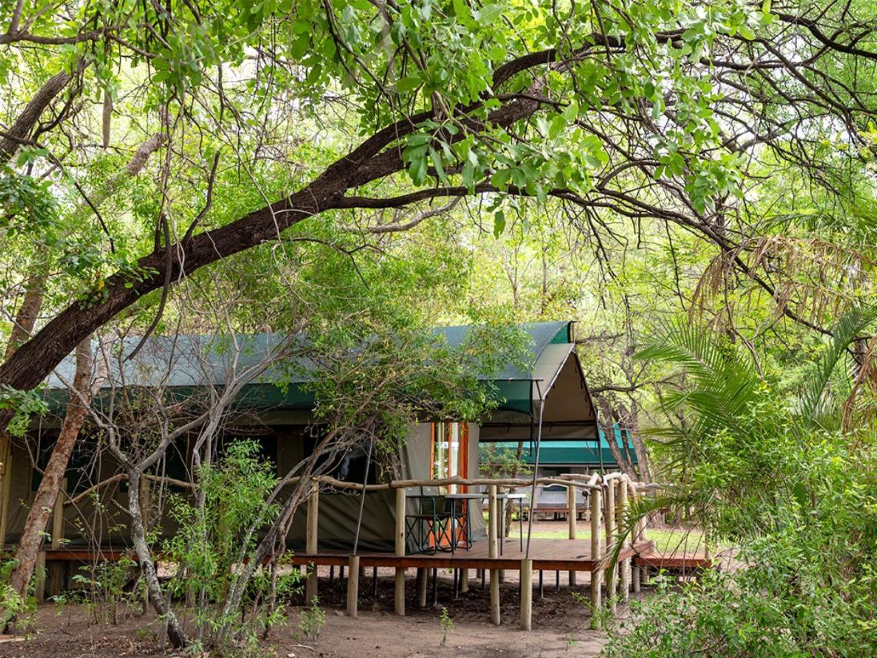 Ndhovu Safari Lodge Mahango Exterior foto